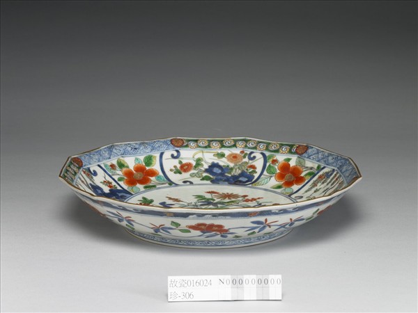 有田窯 五彩花卉紋十二方盤