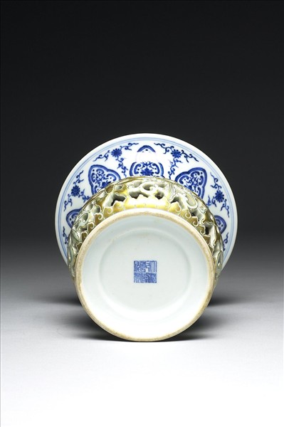 洋彩玲瓏旋轉渣斗