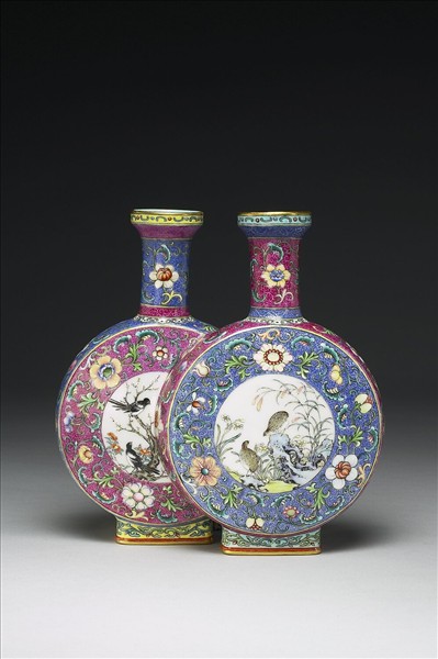 洋彩紅翠地錦上添花雙安天盤口雙圓瓶