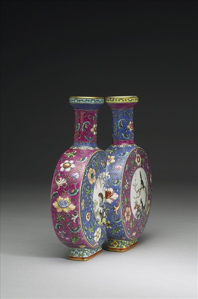 洋彩紅翠地錦上添花雙安天盤口雙圓瓶