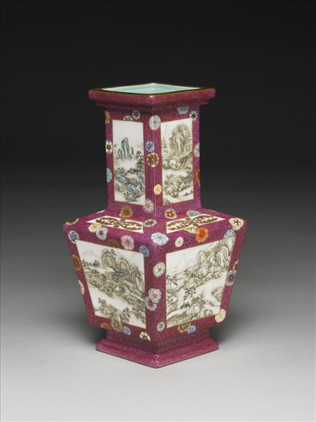 洋彩錦上添花山水圖方勝瓶