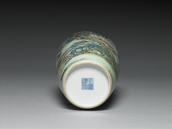 洋彩殿閣詩句圖梅瓶