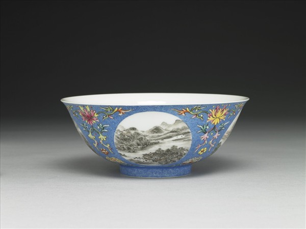 洋彩藍地團花山水圖碗