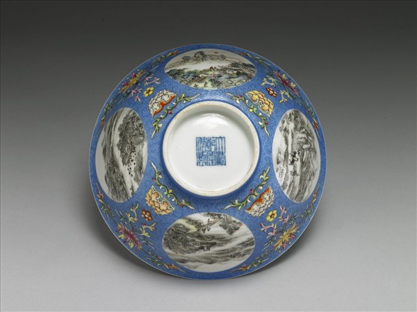 洋彩藍地團花山水圖碗