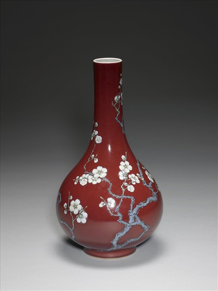 磁胎洋彩霽紅梅花膽瓶