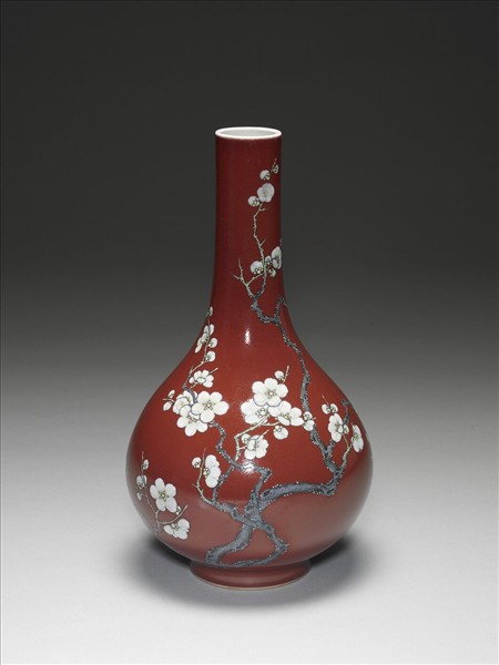 磁胎洋彩霽紅梅花膽瓶