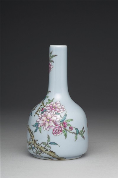 洋彩藍地碧桃詩意雙陸瓶