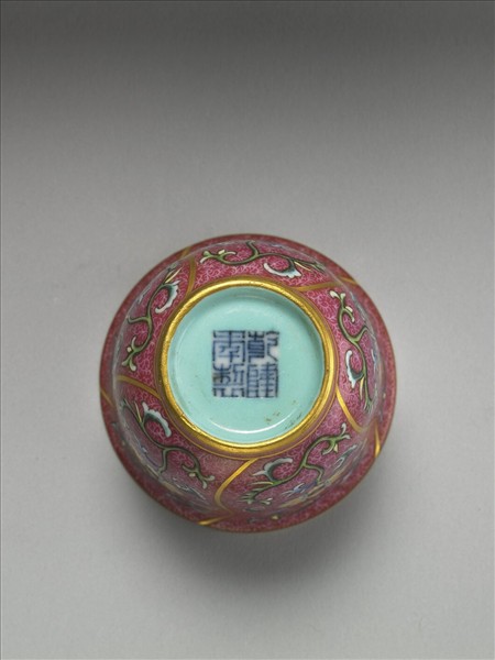 洋彩紅地錦上添花葵花式杯