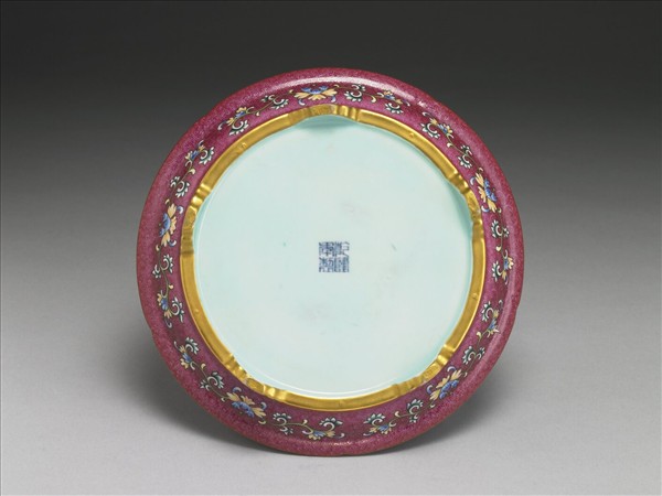 洋彩紅地錦上添花葵花式盤