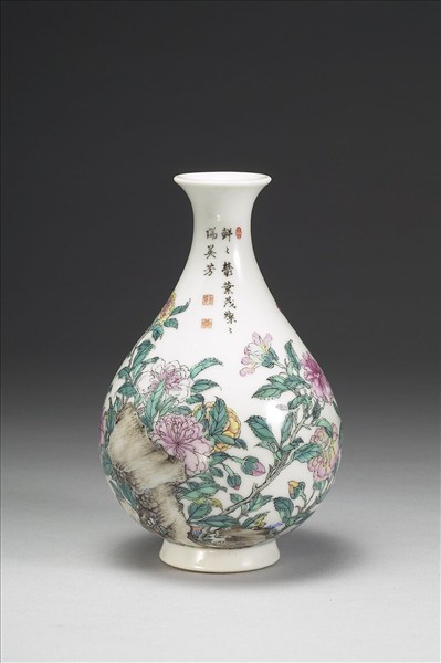琺瑯彩錦花卉紋玉壺春瓶