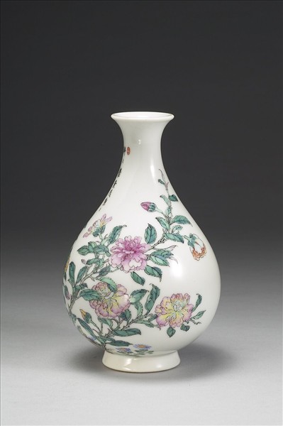 琺瑯彩錦花卉紋玉壺春瓶