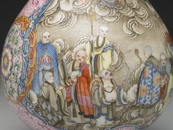 洋彩開光十八羅漢膽瓶