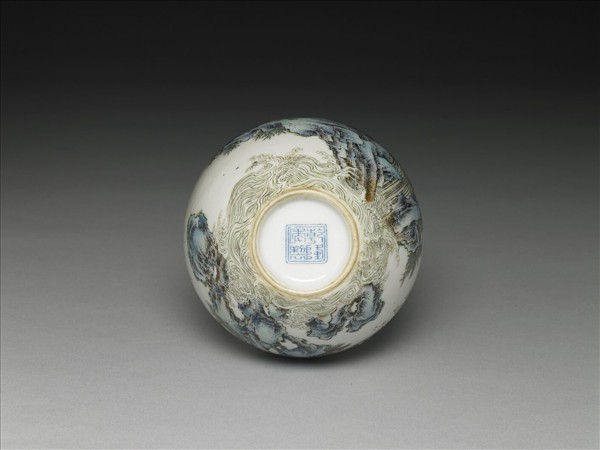 洋彩海鶴來朝膽瓶