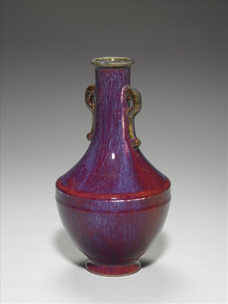 爐鈞釉雙耳瓶