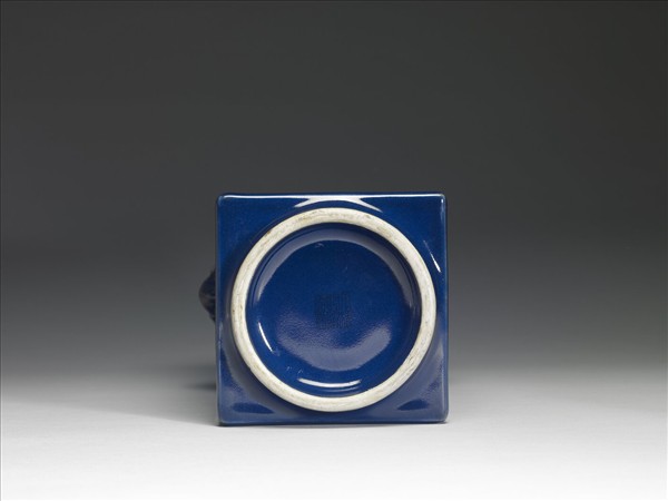 霽青釉獸耳琮式瓶