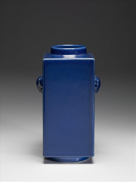 霽青釉獸耳琮式瓶