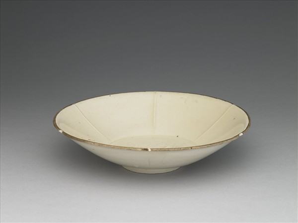 定窯 白瓷印花花式碗