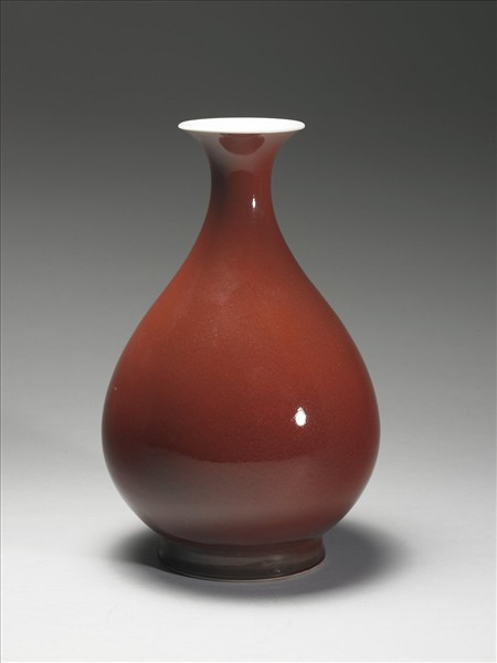 霽紅釉玉壺春瓶
