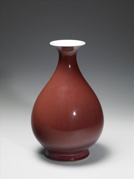 霽紅釉玉壺春瓶
