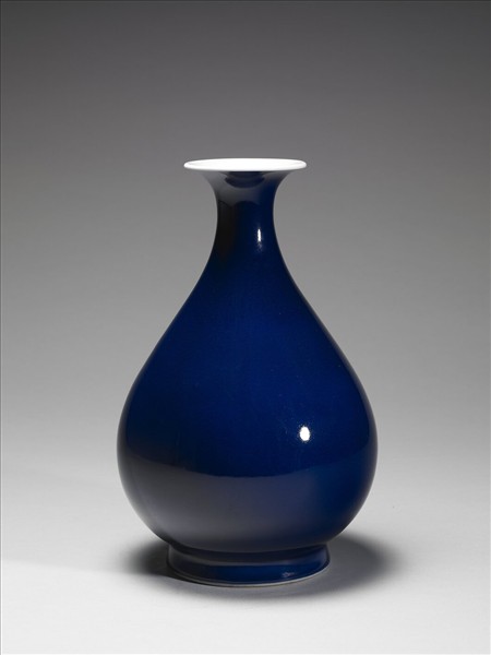 霽青釉玉壺春瓶