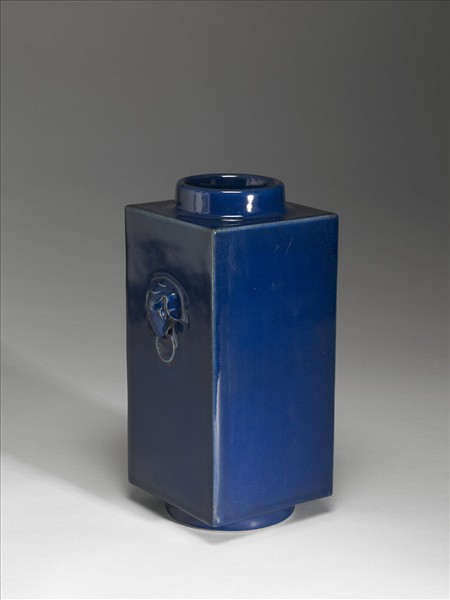 霽青釉象耳琮式瓶