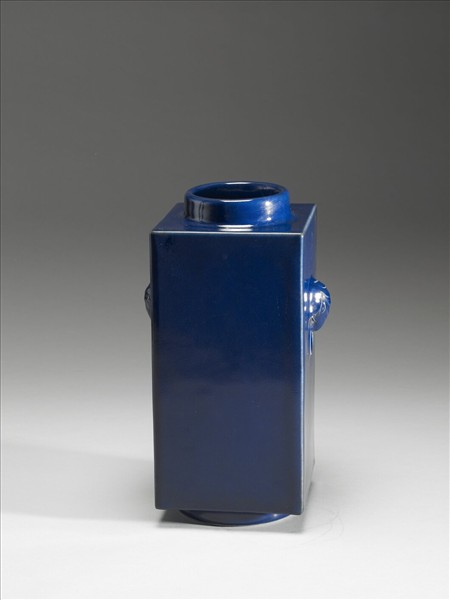 霽青釉象耳琮式瓶