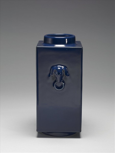 霽青釉象耳琮式瓶