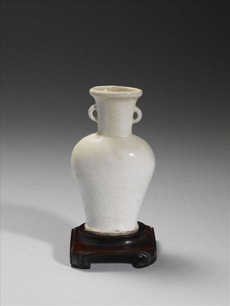 彭窯 白瓷雙耳扁瓶