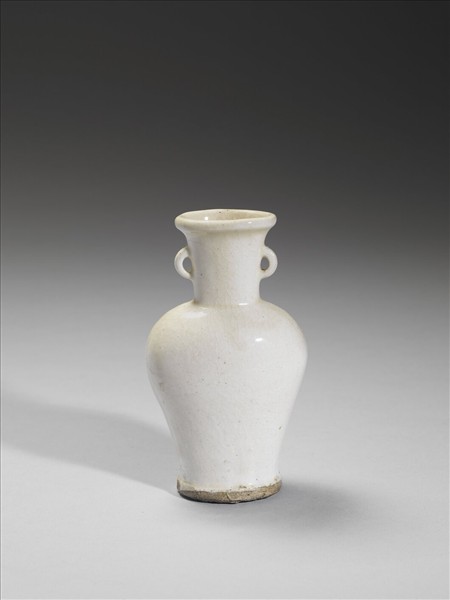 彭窯 白瓷雙耳扁瓶