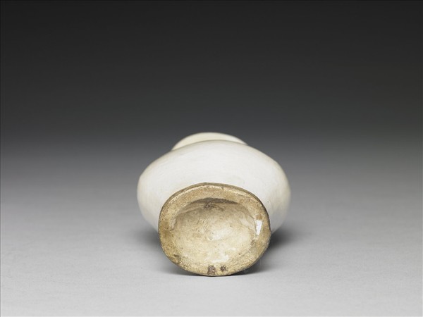 彭窯 白瓷雙耳扁瓶