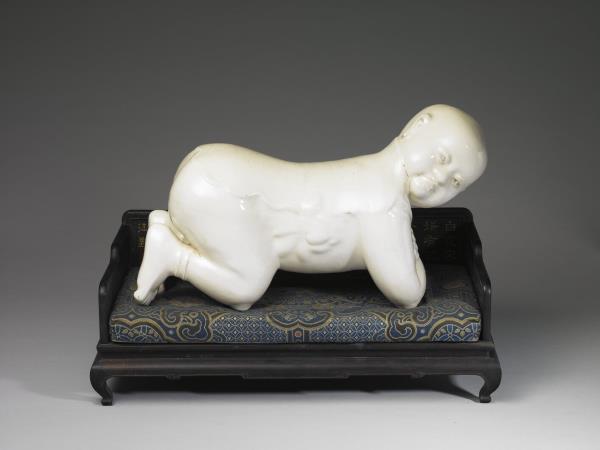 彭窯 白瓷嬰兒枕