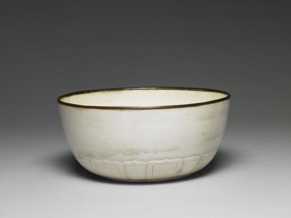 彭窯 白釉雙魚洗