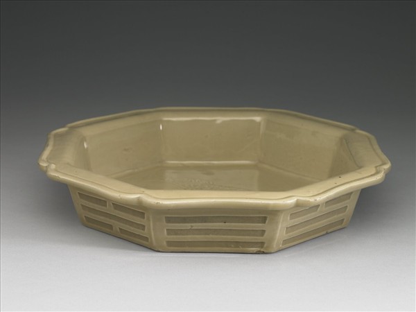 龍泉窯 青瓷八方洗