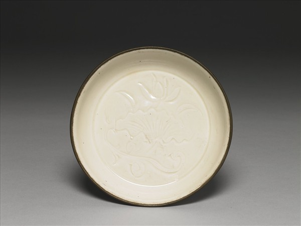 定窯 白瓷劃花蓮紋洗