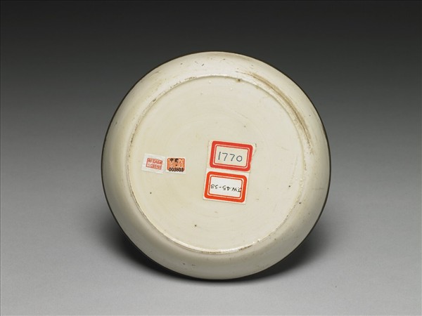 定窯 白瓷劃花蓮紋洗