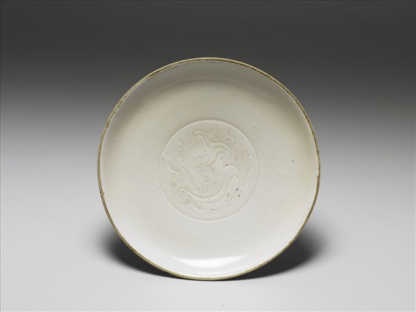 定窯 白瓷劃花螭龍紋碟