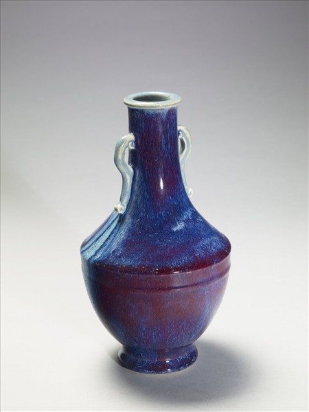 爐鈞釉雙耳瓶