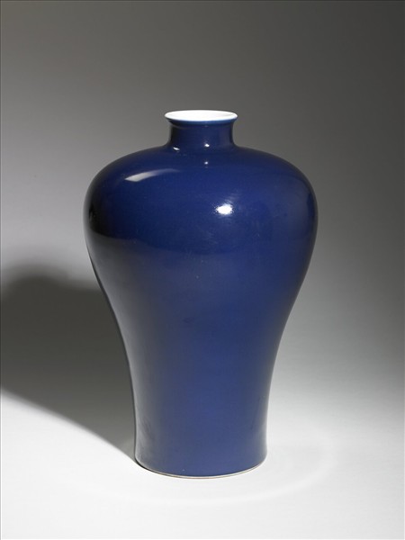 霽青釉梅瓶