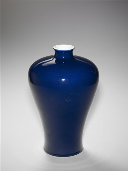 霽青釉梅瓶