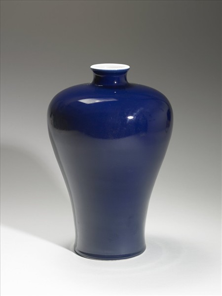 霽青釉梅瓶