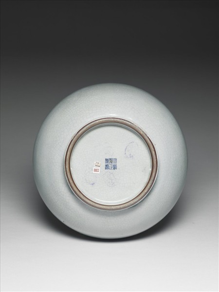 青瓷弦紋盤口壺