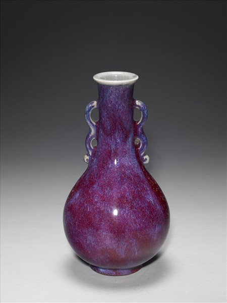 爐鈞釉雙耳瓶