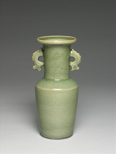 龍泉窯 青瓷魚耳紙槌瓶