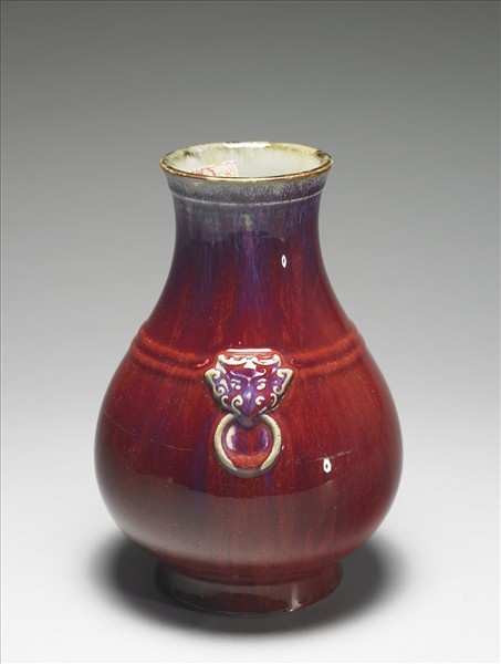 爐鈞釉獸耳暗環壺