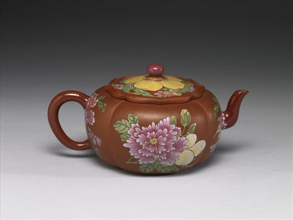 宜興胎畫琺瑯海棠式茶壺