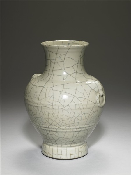 青瓷獸面銜環瓶