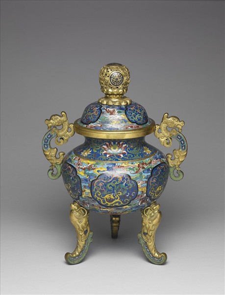 掐絲琺瑯三足鼎