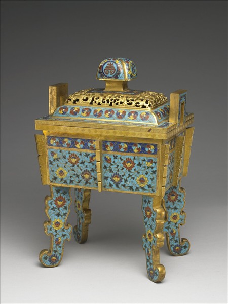 掐絲琺瑯四足鼎