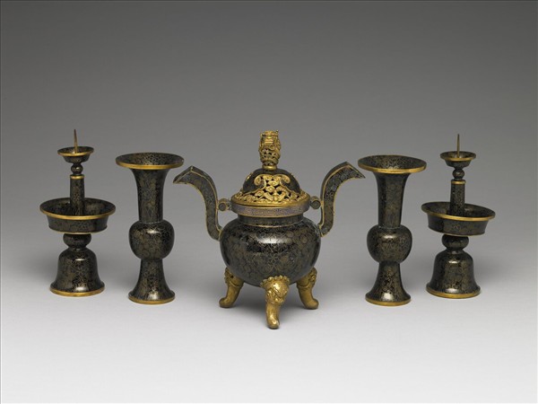 掐絲琺瑯香爐（五供）