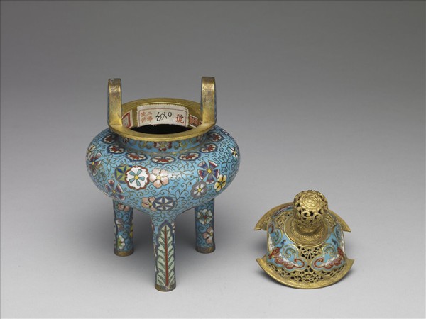 掐絲琺瑯香爐（五供）